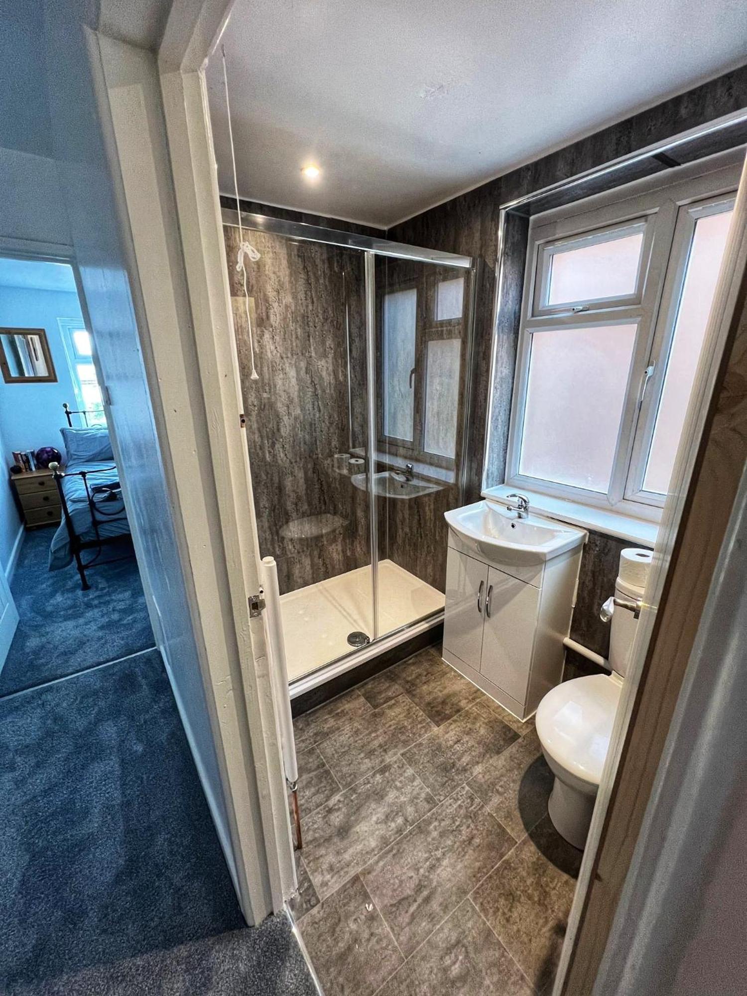 Modern Comfortable Quiet Self Contained Apartments Brackley  Exteriör bild